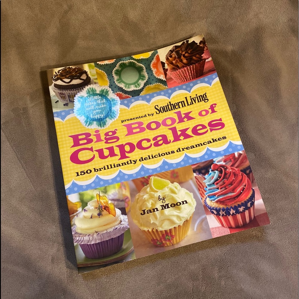 Big Book of Cupcakes by Southern Living